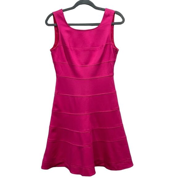 Trina Turk Tropical Nikola Stretch Fit & Flare Dress in Barbie Pink Size 4 - Picture 6 of 15